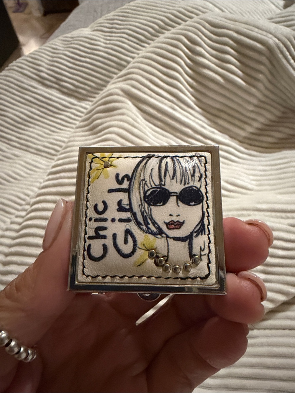 Brighton Chic Girls pill box